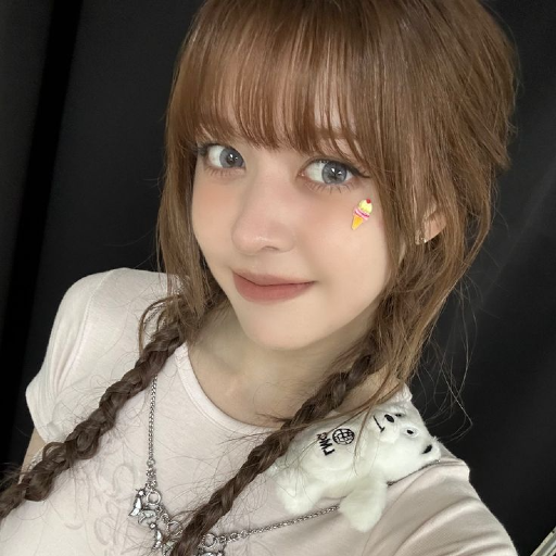 Lily gallery image