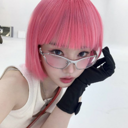 Kim YooYeon gallery image