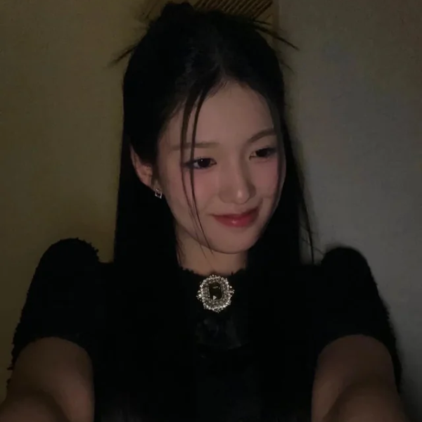 Yoon Jiyoon gallery image
