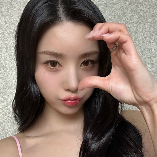 Eunbi gallery image