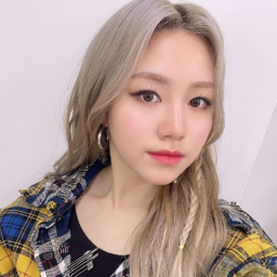 Dahyun gallery image