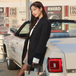 Dahyun gallery image