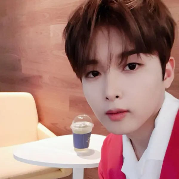 Ryeowook gallery image