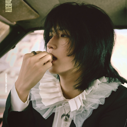 Jun Han gallery image