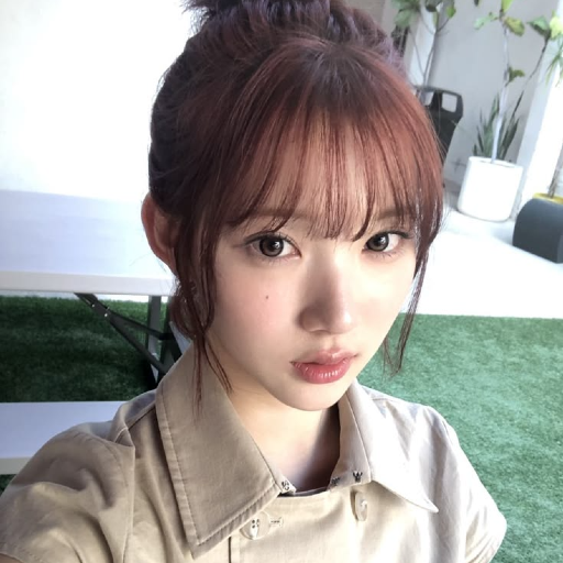 Jiwoo gallery image