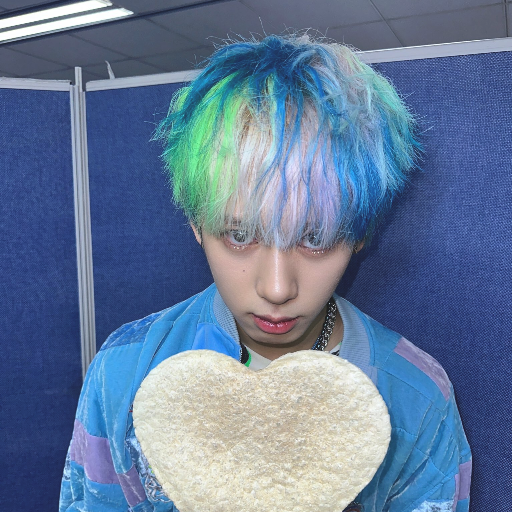 Hee gallery image