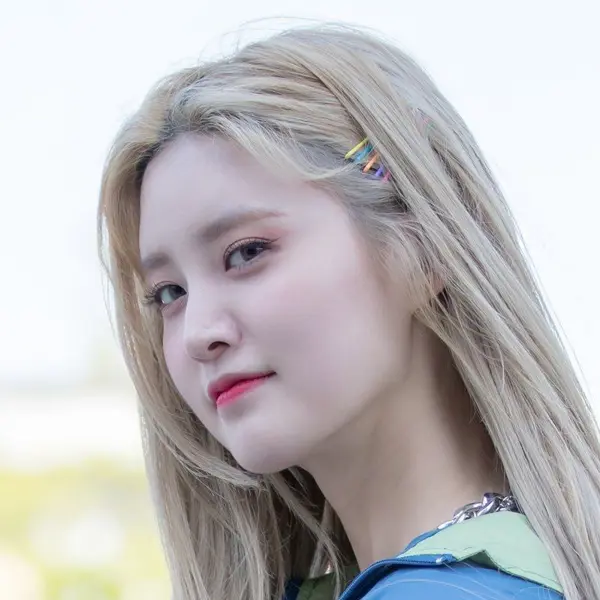 Jeonghwa gallery image