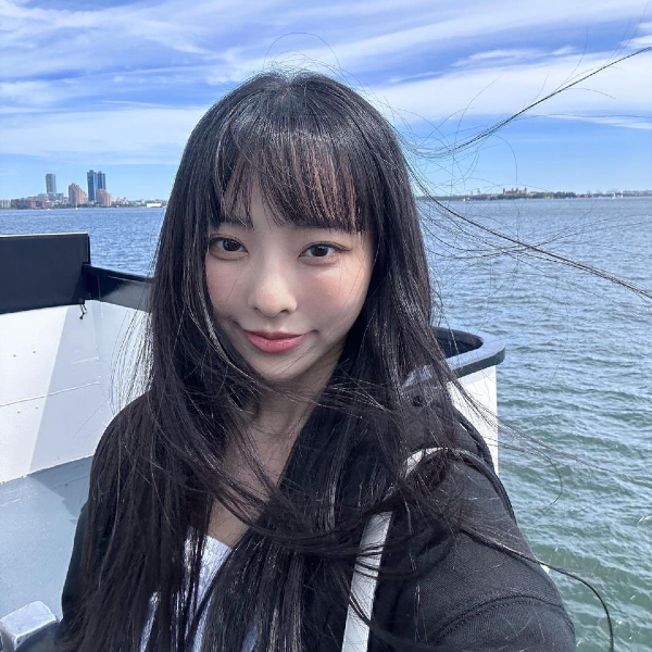 ViVi gallery image
