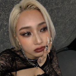 Momoka gallery image