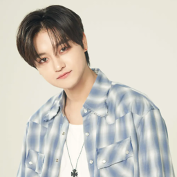 Hikaru gallery image