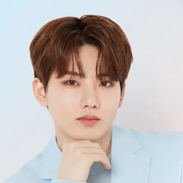 Kim Junkyu gallery image