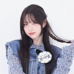 Chanelle Moon gallery image