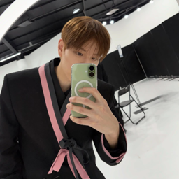 Seungmin gallery image