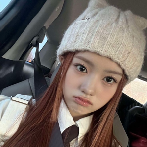 Elisia gallery image