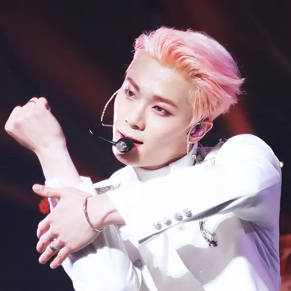 Moon Bin gallery image