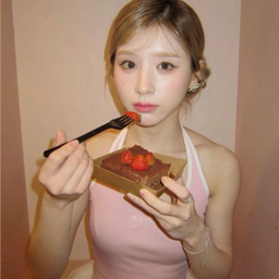 Heejin gallery image