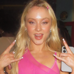 Zara Larsson gallery image