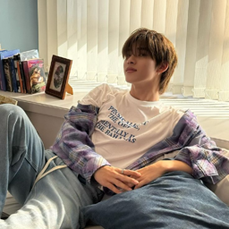 TeeTee gallery image