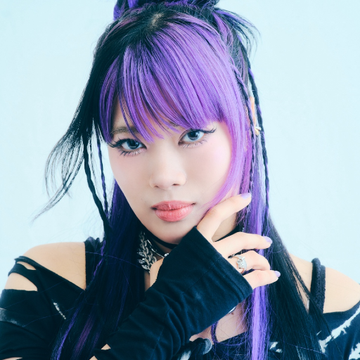 Naoko gallery image