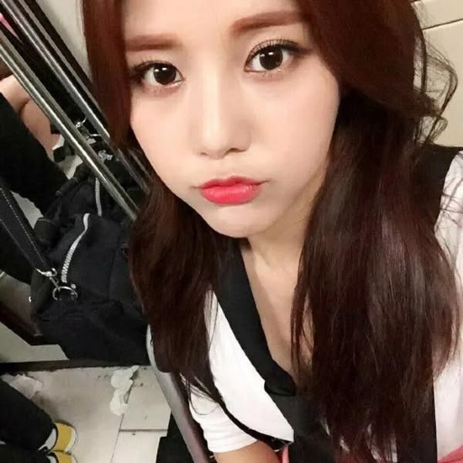 Shin Hyejeong galerijafbeelding