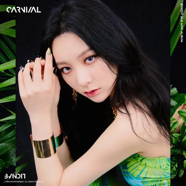YiYeon gallery image