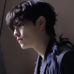 Seungmin gallery image