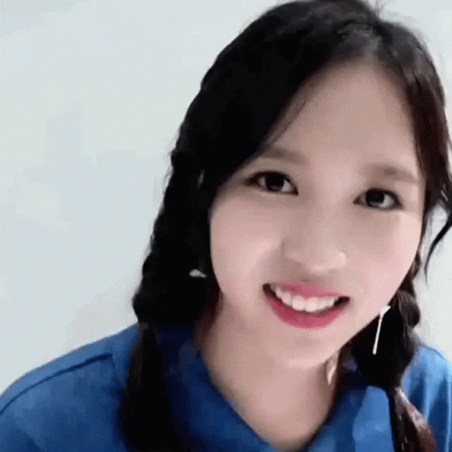 Mina gif