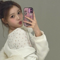 Jeong Saebi gallery image