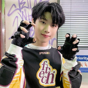 Hyunwoo gallery image