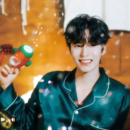 EN-KIM gallery image