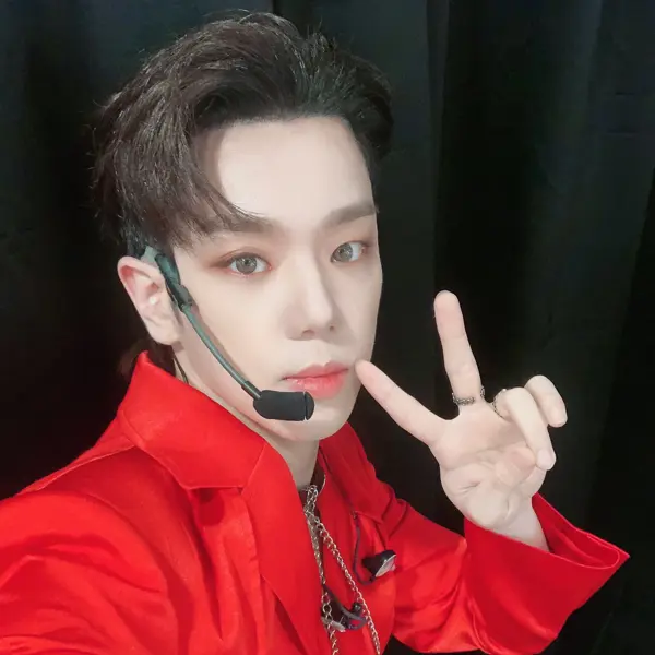 Kim Byeongkwan galerijafbeelding