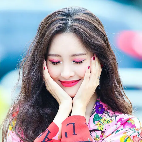 Lee Sunmi gallery image