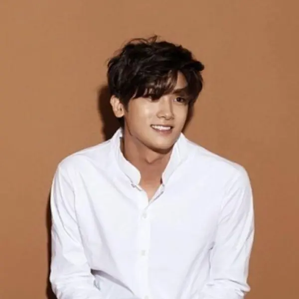 Hyungsik gallery image