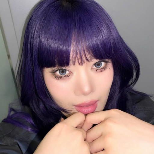 Naoko gallery image