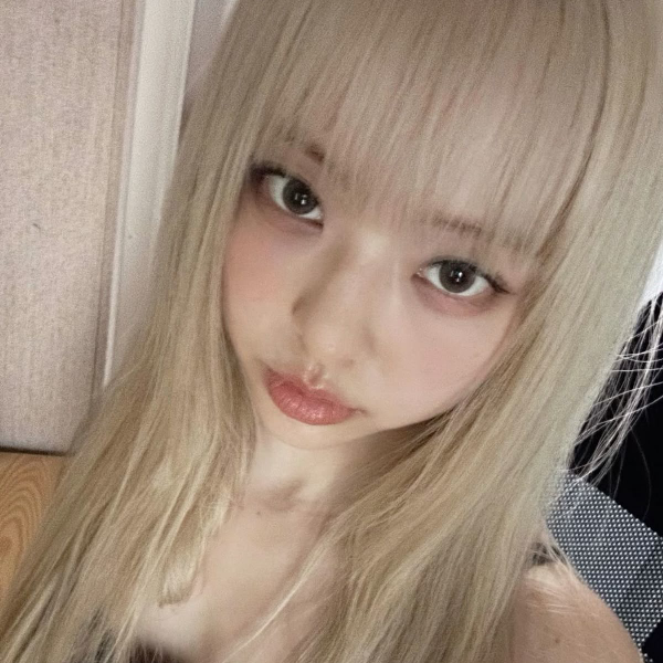 ViVi gallery image