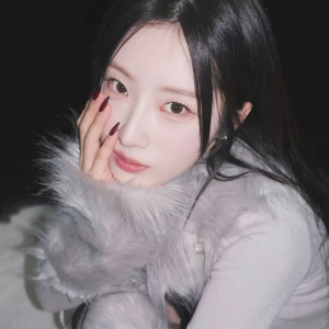Haseul gallery image