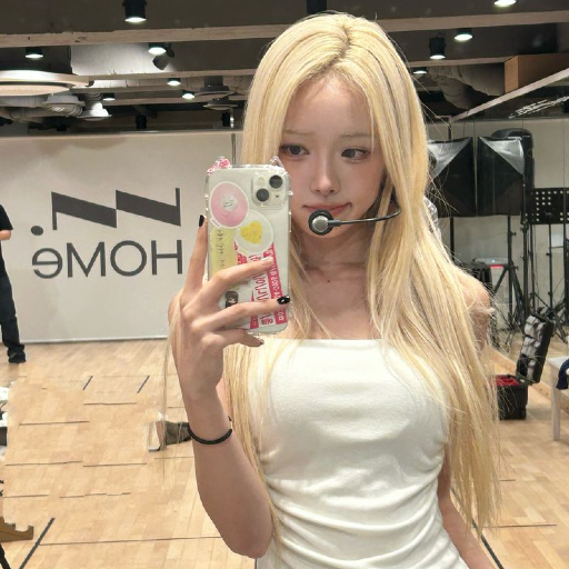 Larawan sa gallery ni Yeyoung
