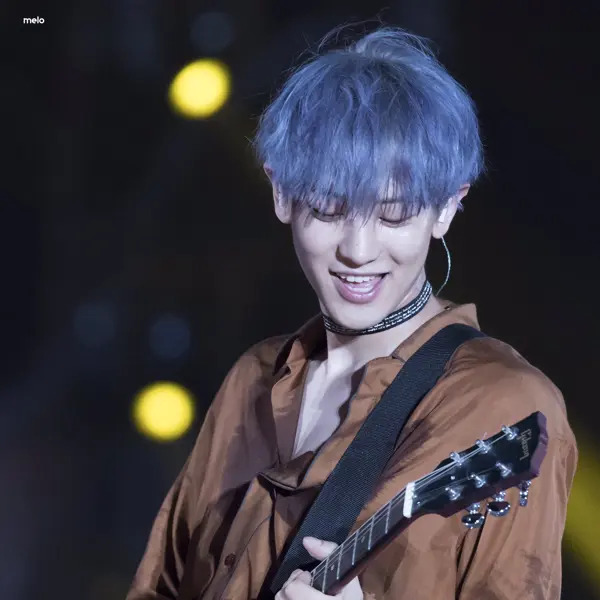 Chanyeol gallery image