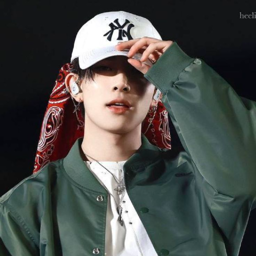 Heeseung gallery image