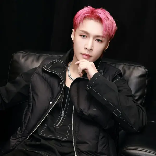 Lay Zhang gallery image