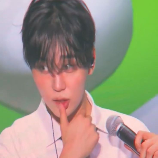 Seungkwan gallery image