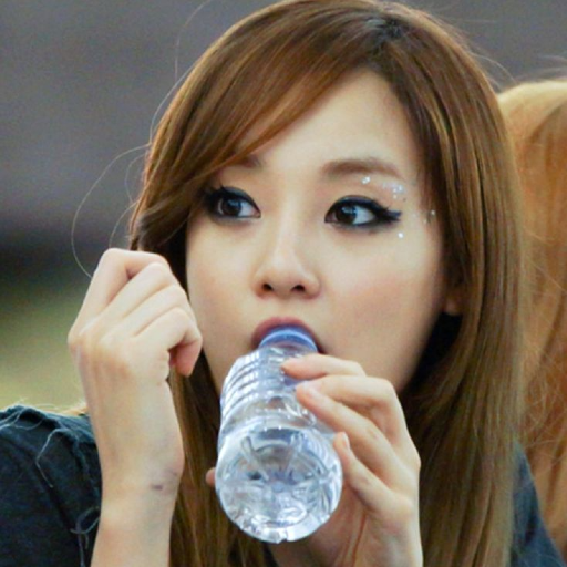 Gambar galeri Jooyeon