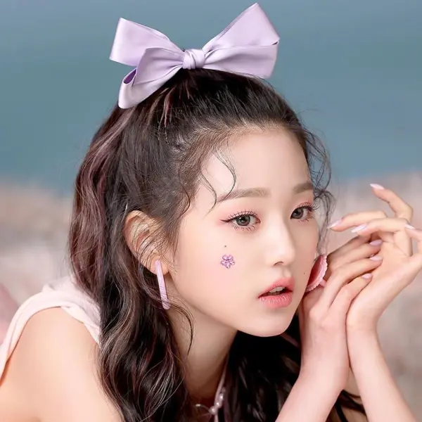 Wonyoung gallery image