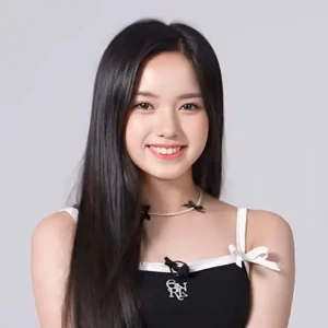 Elisia gallery image