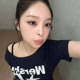 Nahyun gallery image