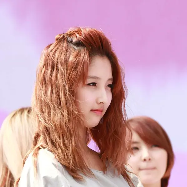 Imagem da galeria de Jihyun