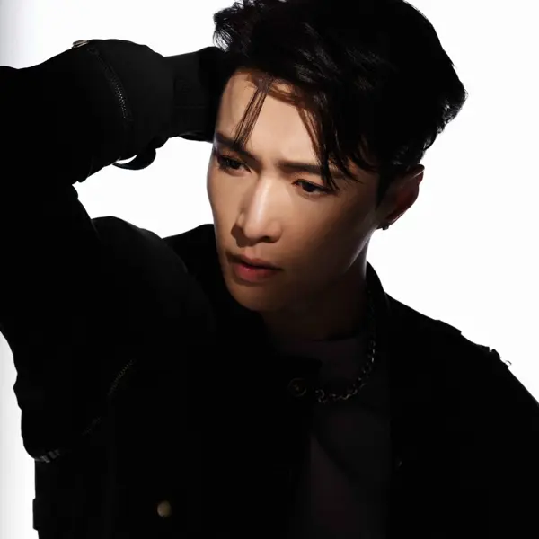 Lay Zhang gallery image