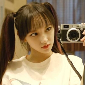 Cheng Xiao gallery image