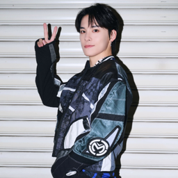 Kawanishi Takumi gallery image