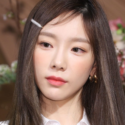Taeyeon gallery image